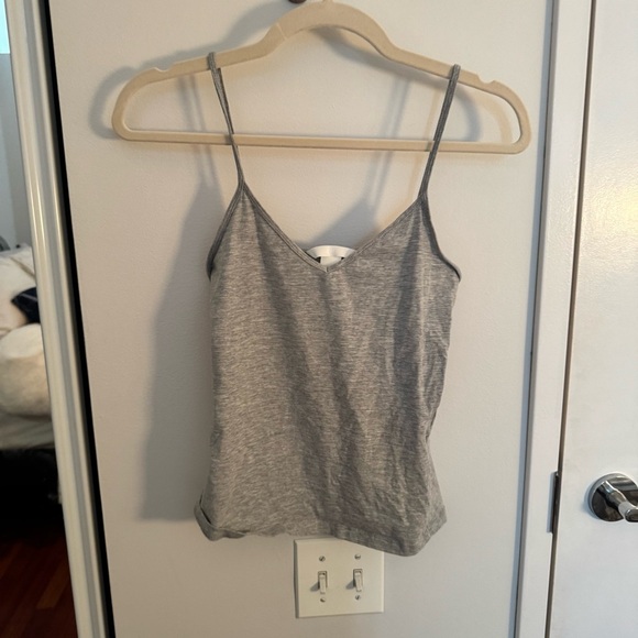 H&M black, white, grey tank bundle - Picture 5 of 6
